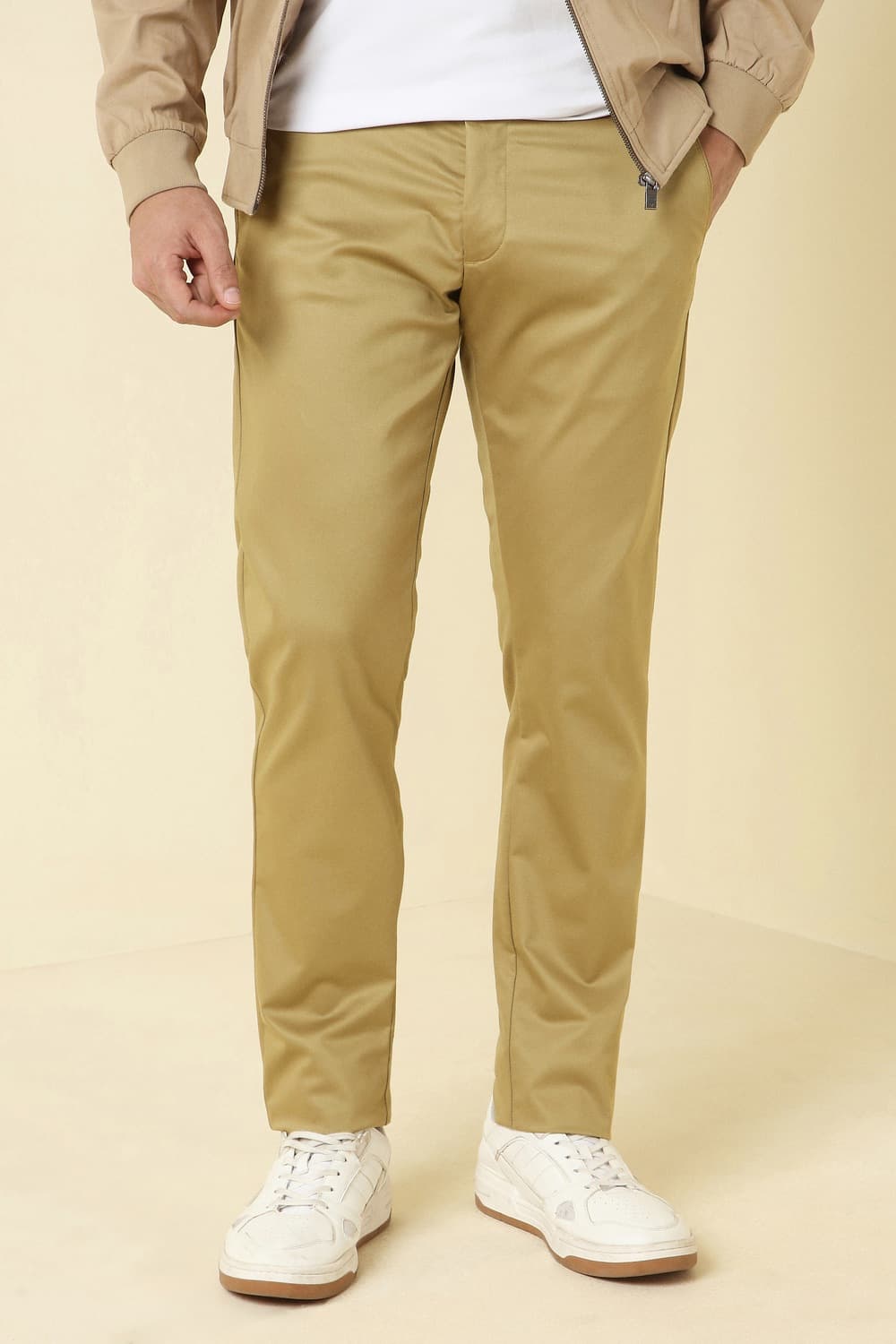 Men Khaki Solid Casual Trousers