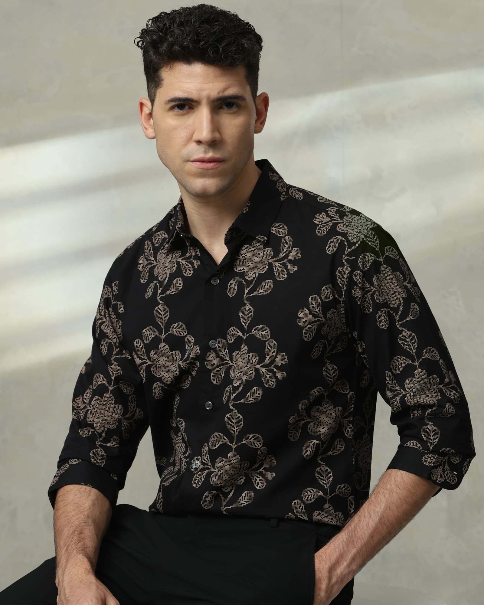 Black Floral Print Slim Fit Casual Shirt