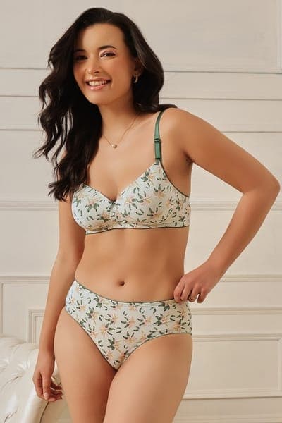 Floral Print Padded Non-Wired Multiway T-shirt Bra & Mid Waist Hipster Panty in Mint G Floral Print Padded Non-Wired Multiway T-shirt Bra & Mid Waist Hipster Panty in Mint G