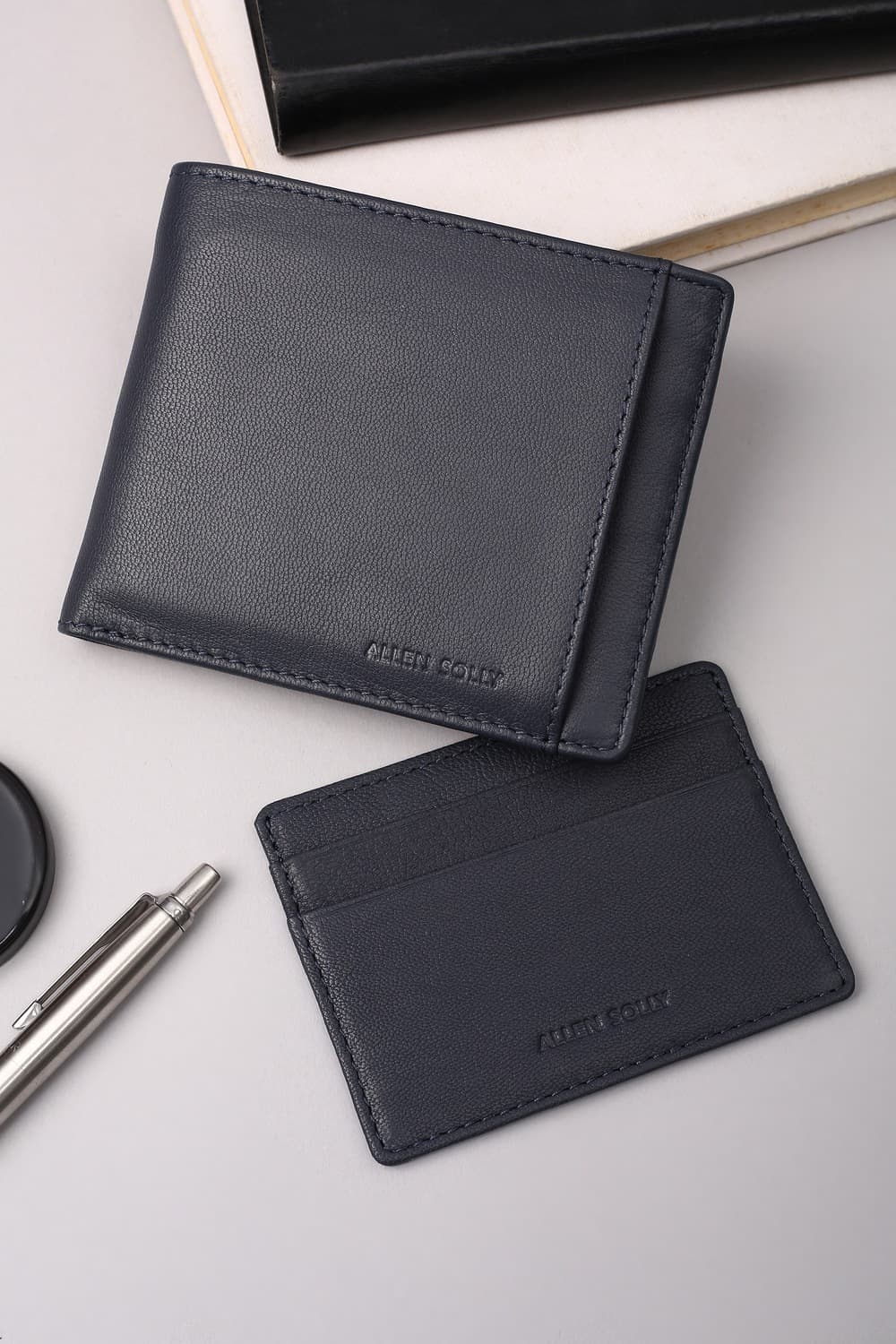 Men Navy Textured Leather Wallet Men Navy Textured Leather Wallet