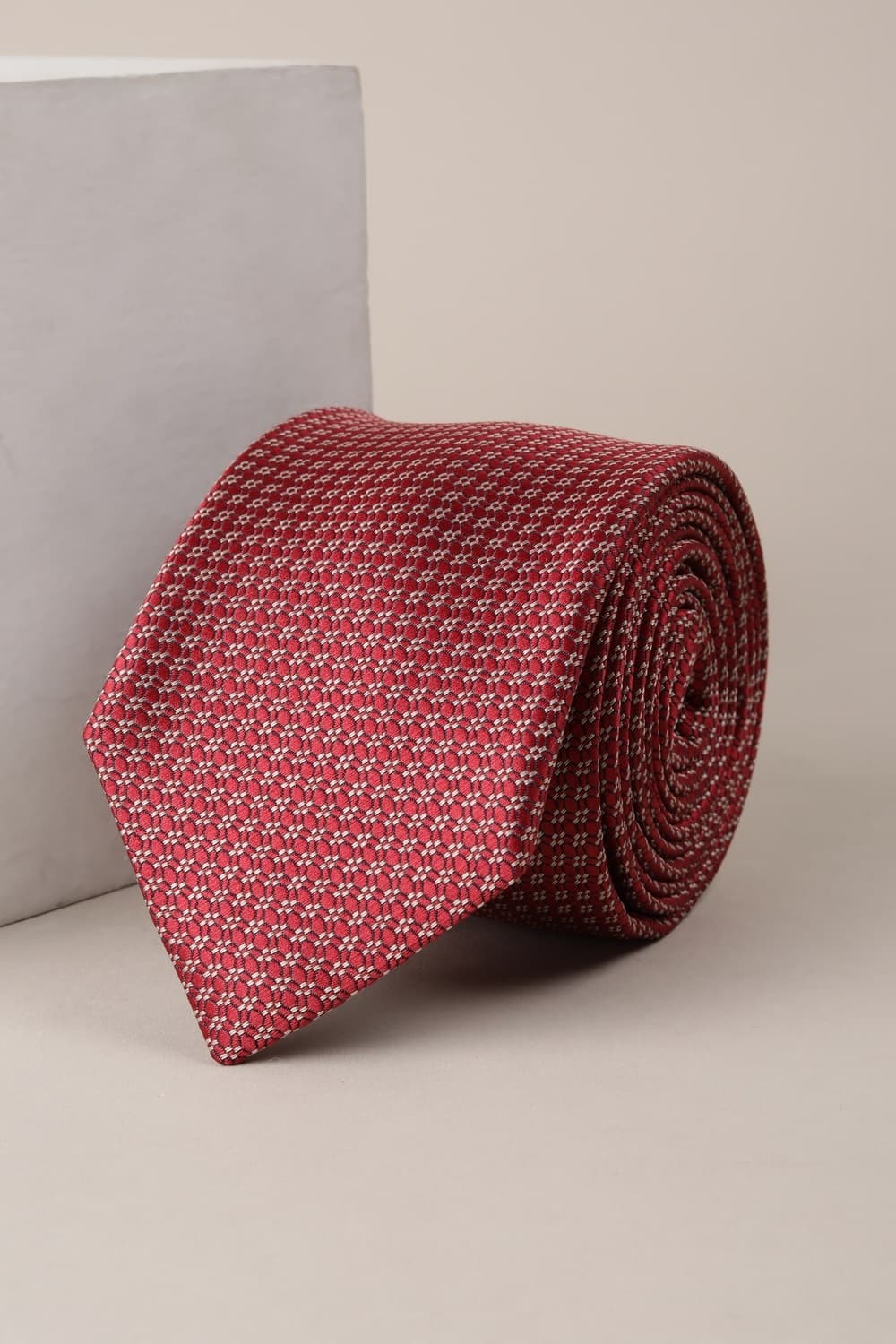 Men Red Embroidered Formal Tie Men Red Embroidered Formal Tie