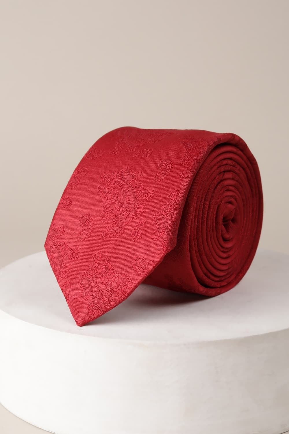 Men Red Embroidered Formal Tie Men Red Embroidered Formal Tie