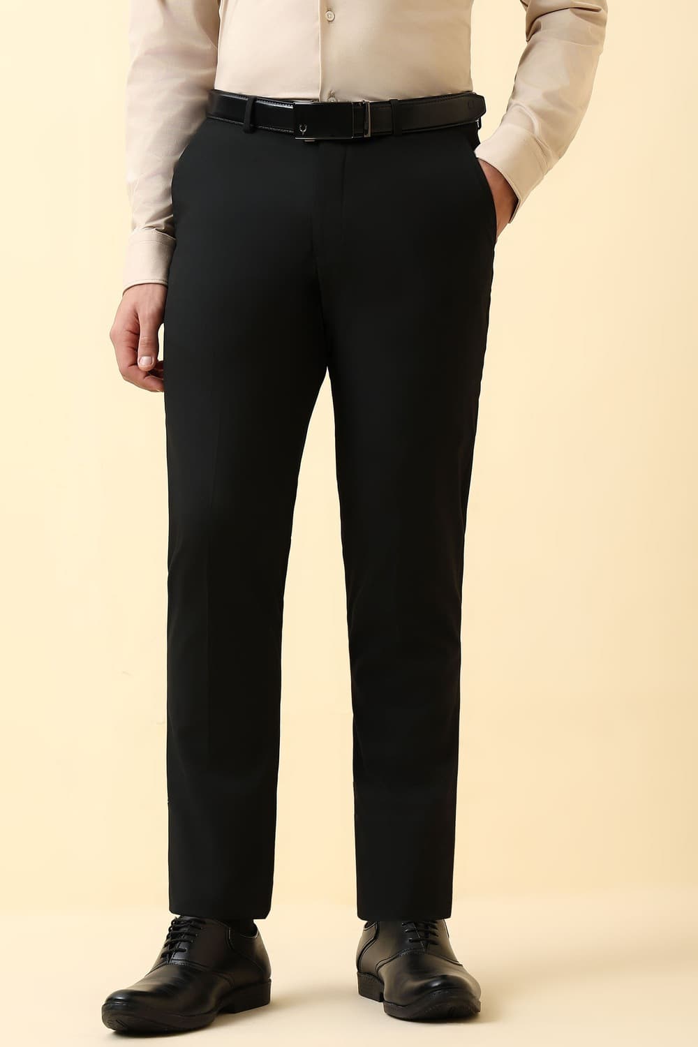 Men Black Solid Formal Trousers Men Black Solid Formal Trousers