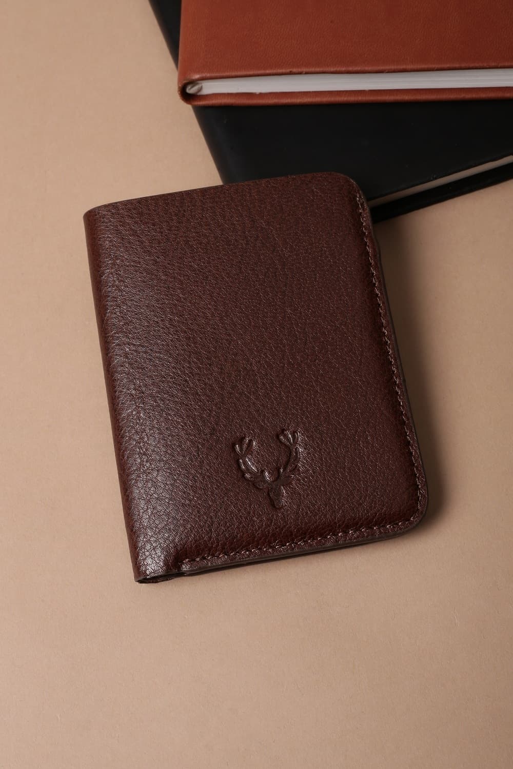 Men Brown Textured Leather Wallet Men Brown Textured Leather Wallet