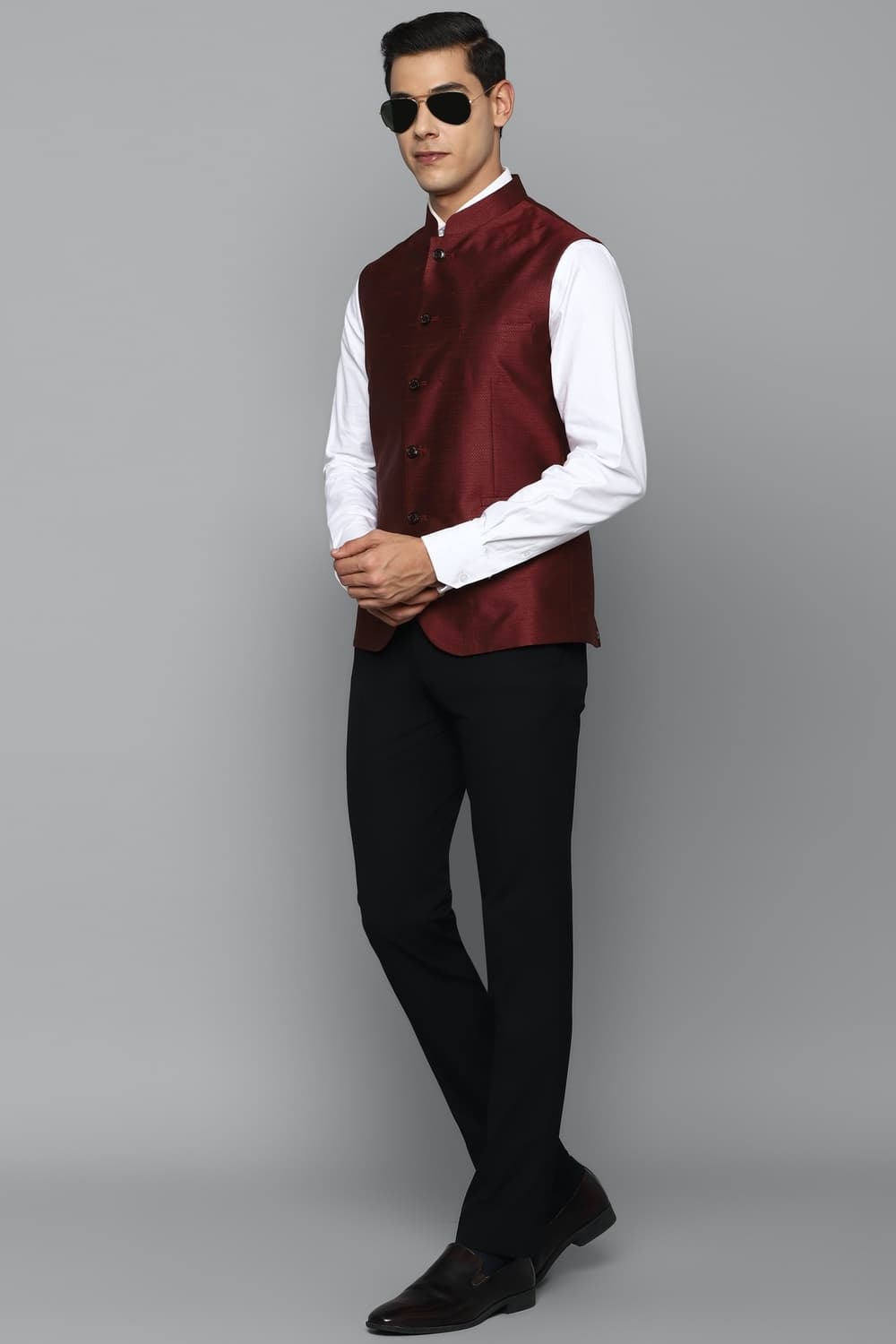 Men Solid Maroon Party Nehru Jacket Men Solid Maroon Party Nehru Jacket