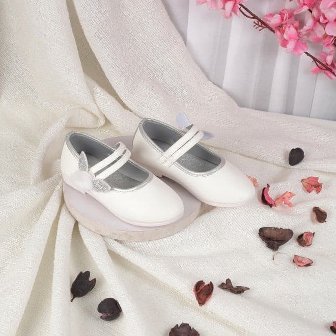 Girls White Casual Ballerinas Girls White Casual Ballerinas