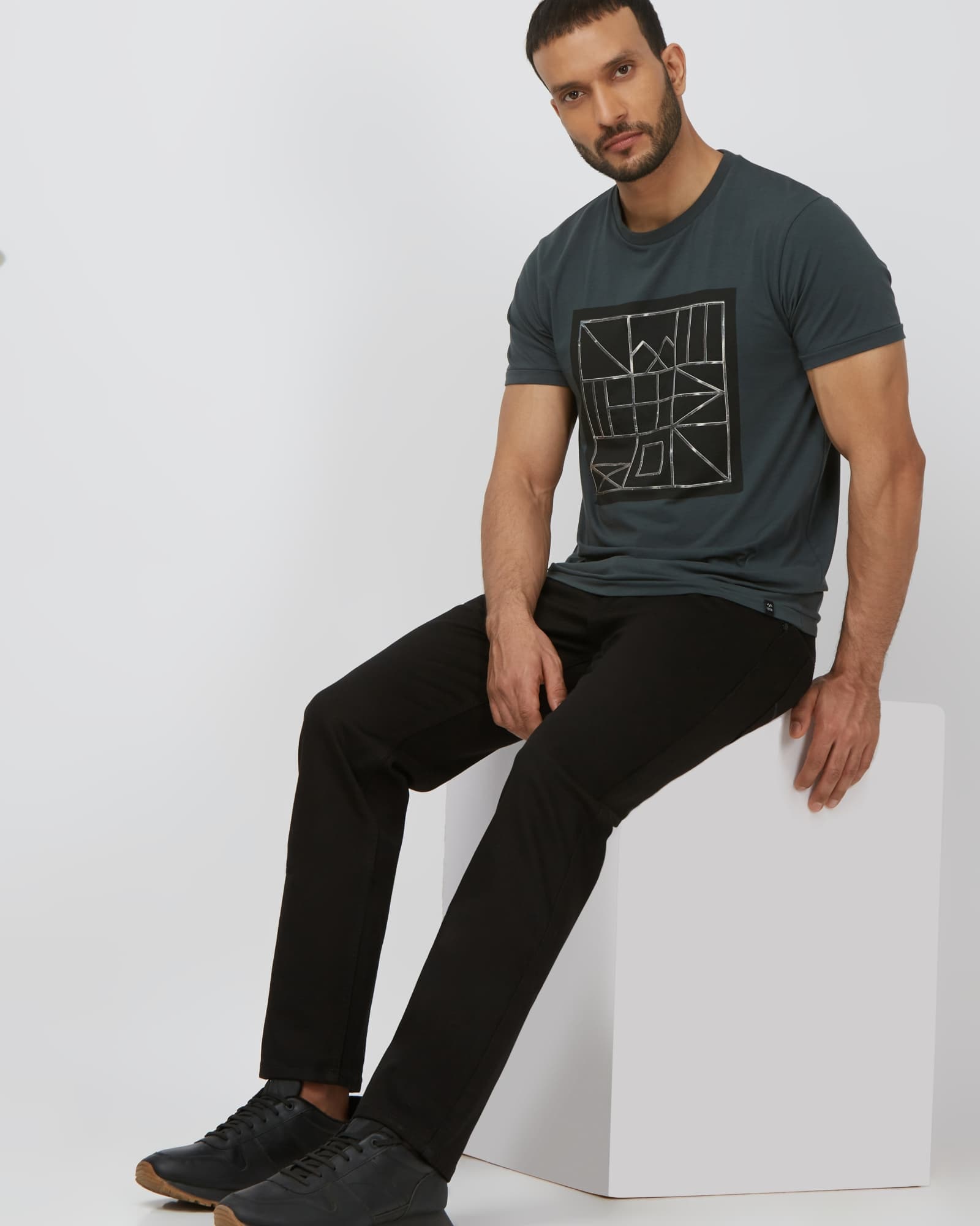 Green Graphic Print Slim Fit Jersey T-Shirt Green Graphic Print Slim Fit Jersey T-Shirt